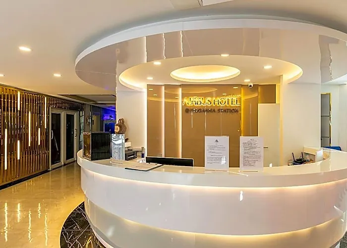 Airbus At Phawana Station Hotel Bangkok